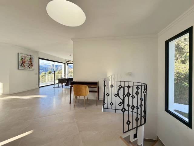 Villa Nice Ouest - Fabron - salle &agrave; manger